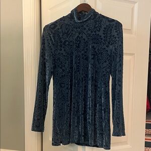 Soft Surroundings Blue Velvet Long Sleeve Top